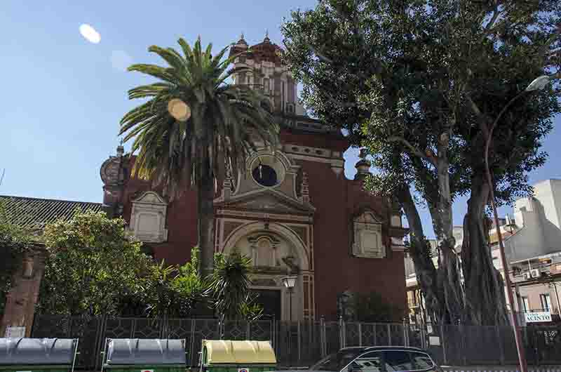 Sevilla 198 - barrio de Triana - iglesia de San Jacinto.jpg